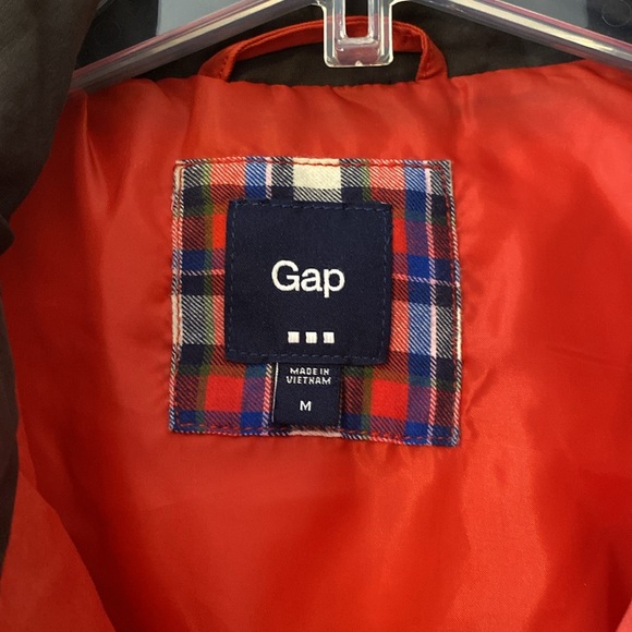 Gap puffer vest - Picture 3 of 4